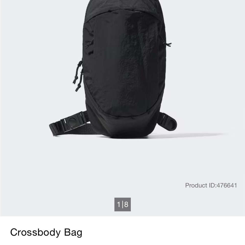 Uniqlo Black Belt Bag with Adjustable Straps and Modern Design